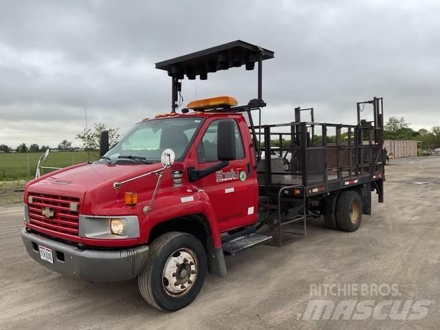 Chevrolet 5500 Kamioni sa otvorenim sandukom