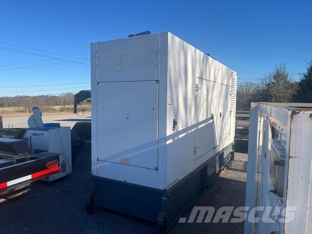 Cummins 200 Dizel generatori