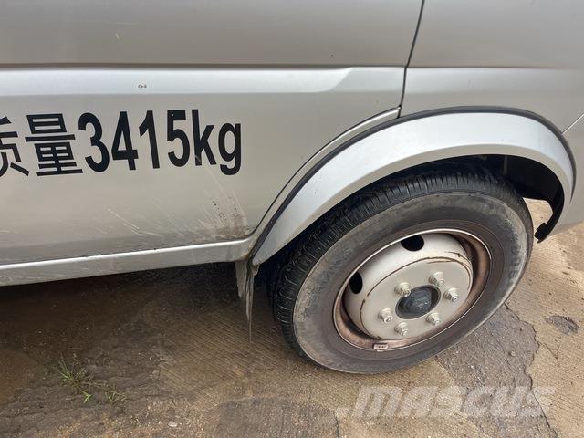 DFSK  Polovni kamioni za čišćenje