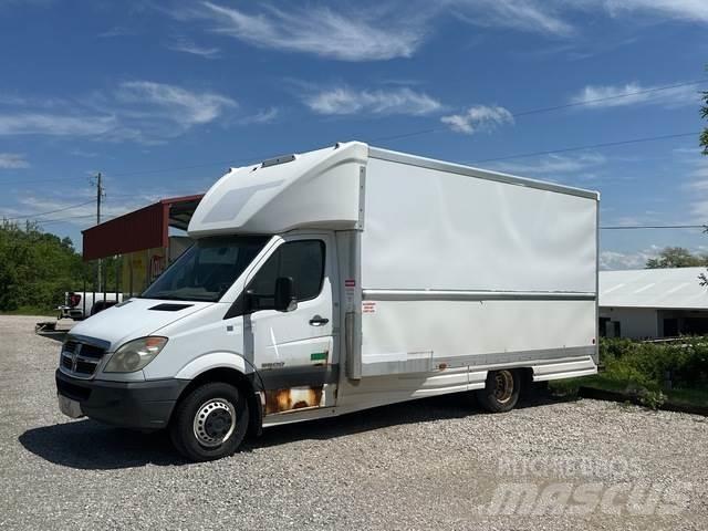 Dodge Sprinter Sanduk kombiji