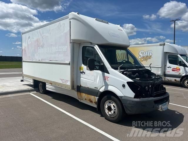 Dodge Sprinter Sanduk kombiji