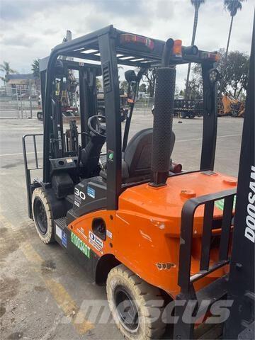 Doosan D30S7 Viljuškari - ostalo
