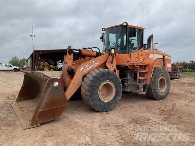Doosan DL300 Utovarivači na točkove