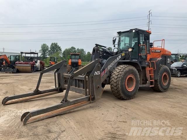 Doosan DL320-7 Utovarivači na točkove