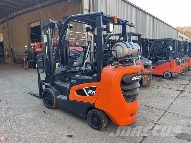 Doosan GC33S-9 Viljuškari - ostalo