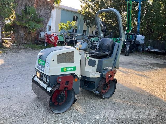 Dynapac CC1000 Valjci sa duplim bubnjem