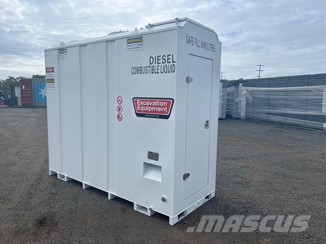  EXEQ FS5 Fuel and additive tanks