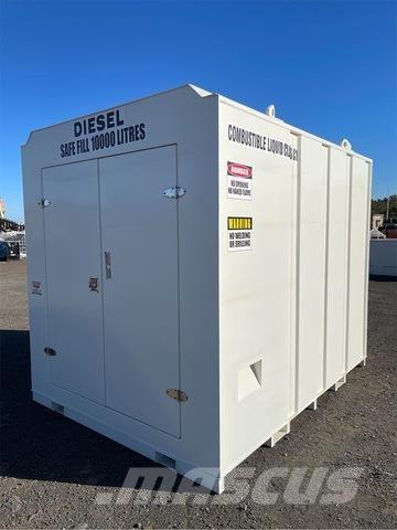  EXEQ PS11 Fuel and additive tanks