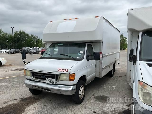 Ford E-350 Dostavna vozila / kombiji
