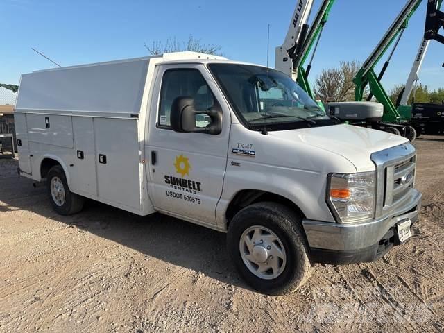 Ford E-350 Pik up kamioni