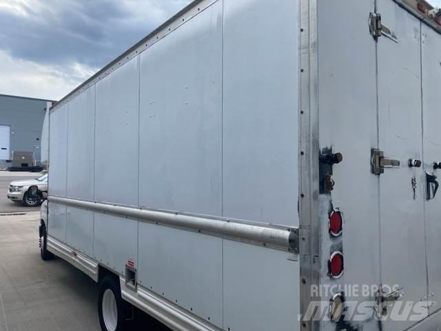 Ford E-350 Dostavna vozila / kombiji