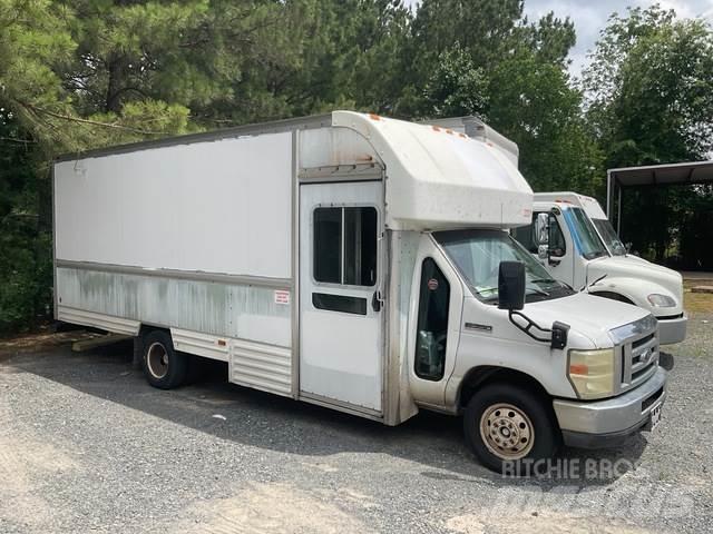 Ford E-350 Dostavna vozila / kombiji