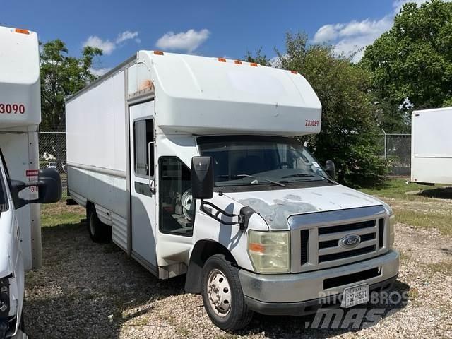 Ford E-350 Dostavna vozila / kombiji