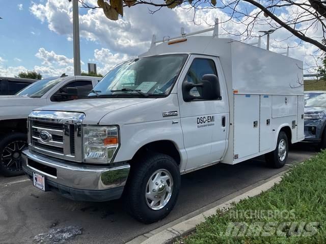 Ford E-350 Pik up kamioni
