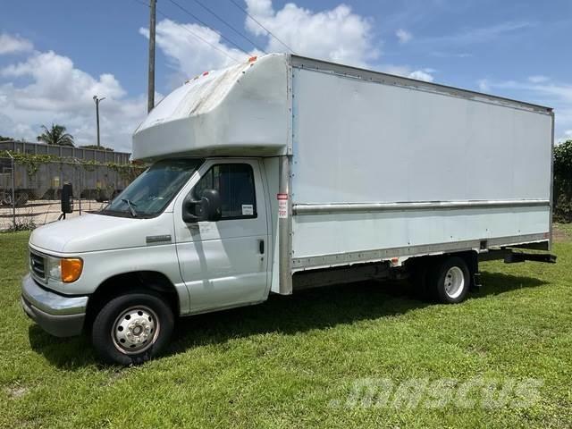Ford E-350 Sanduk kamioni