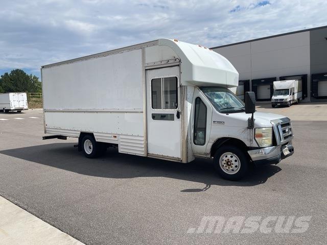 Ford E-350 Sanduk kamioni