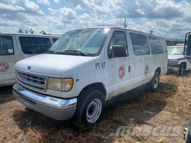 Ford E-350 Automobili