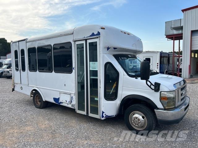 Ford E-350 Mini autobusi