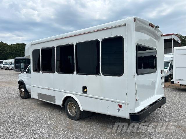Ford E-350 Mini autobusi