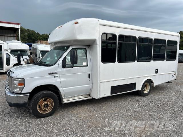 Ford E-350 Mini autobusi