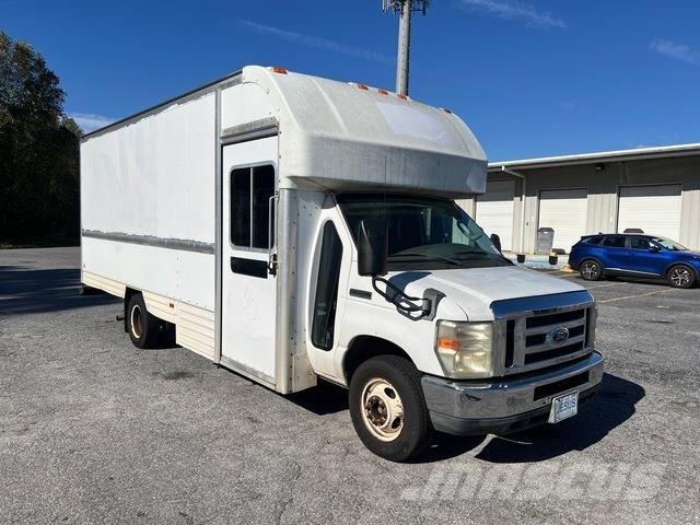 Ford E-350 Sanduk kamioni