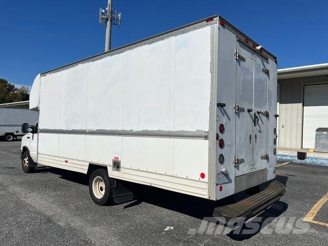 Ford E-350 Sanduk kamioni