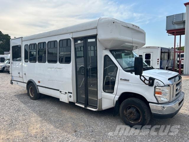 Ford E-450 Mini autobusi