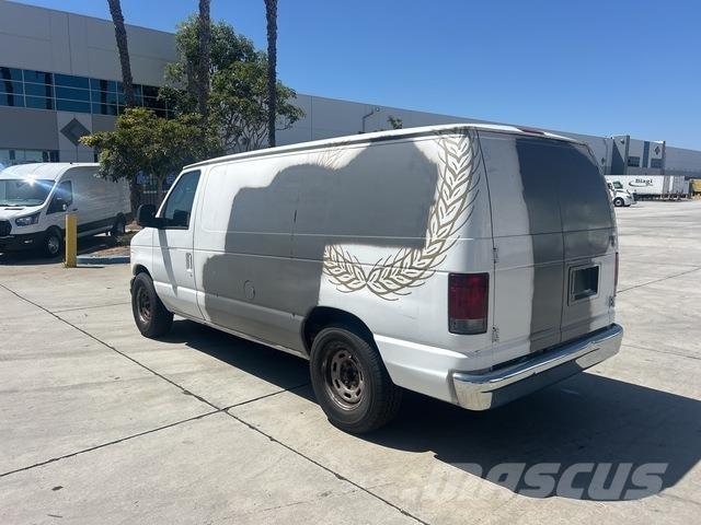 Ford E250 Dostavna vozila / kombiji