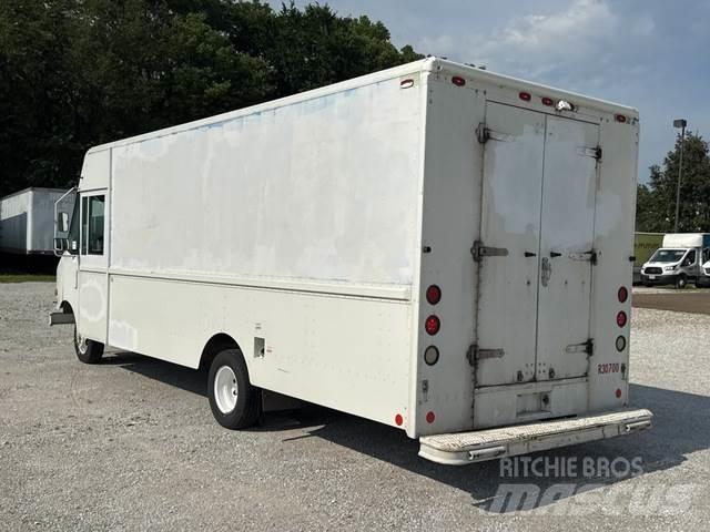 Ford Econoline Sanduk kombiji
