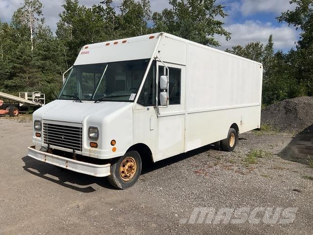 Ford Econoline Sanduk kombiji