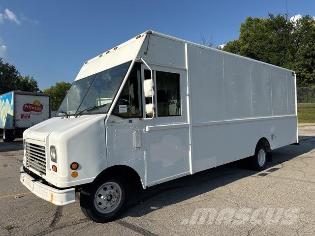 Ford Econoline Sanduk kombiji