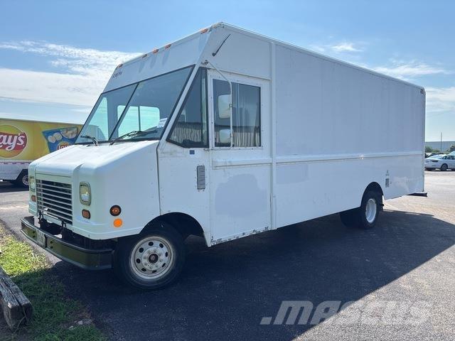Ford Econoline Sanduk kombiji