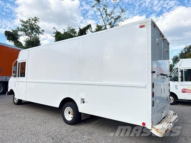 Ford Econoline Sanduk kombiji