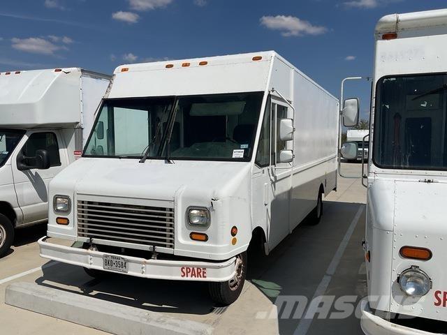 Ford Econoline Sanduk kombiji