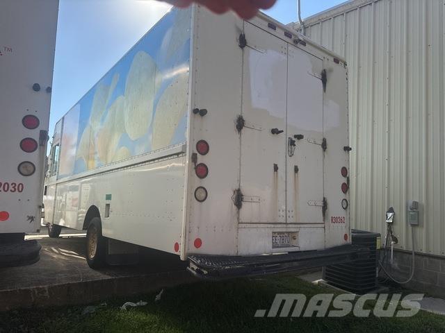 Ford Econoline Sanduk kombiji