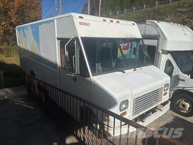 Ford Econoline Sanduk kombiji