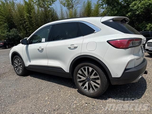 Ford Escape Automobili