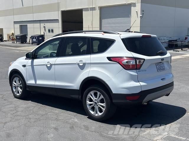 Ford Escape Automobili