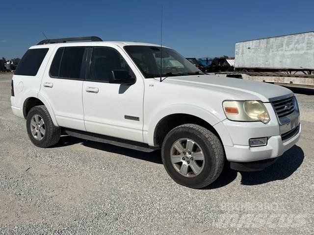 Ford Explorer Automobili
