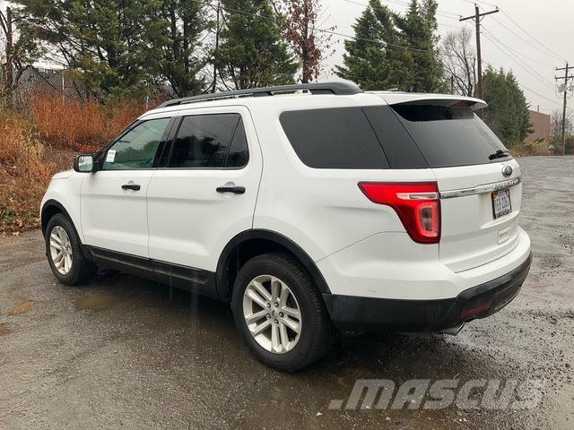 Ford Explorer Automobili