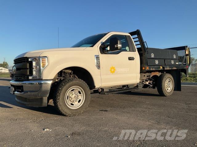 Ford F-250 Kamioni sa otvorenim sandukom