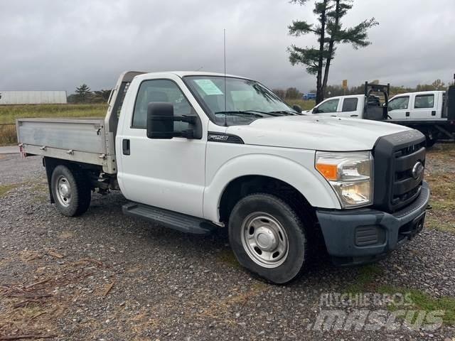 Ford F-250 Kamioni sa otvorenim sandukom