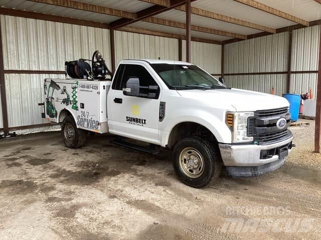 Ford F-250 Pik up kamioni