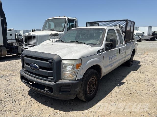 Ford F-250 Pik up kamioni