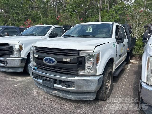 Ford F-250 Kamioni sa otvorenim sandukom