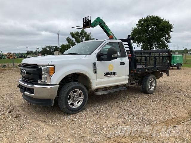 Ford F-250 Kamioni sa otvorenim sandukom