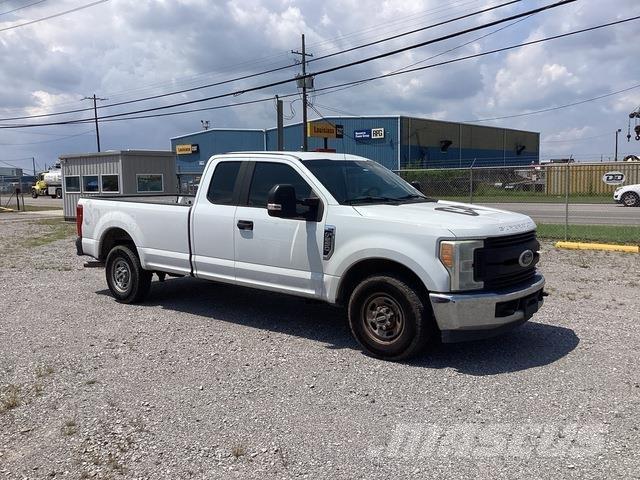 Ford F-250 Pik up kamioni