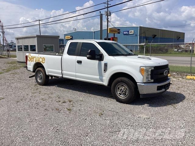 Ford F-250 Pik up kamioni