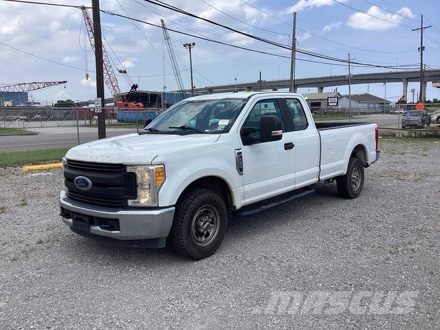 Ford F-250 Pik up kamioni
