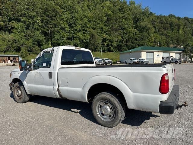 Ford F-250 Pik up kamioni